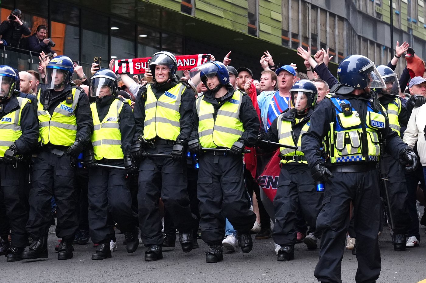 Newcastle vs Sunderland halted after discriminatory abuse from the crowd | iNFOnews.ca