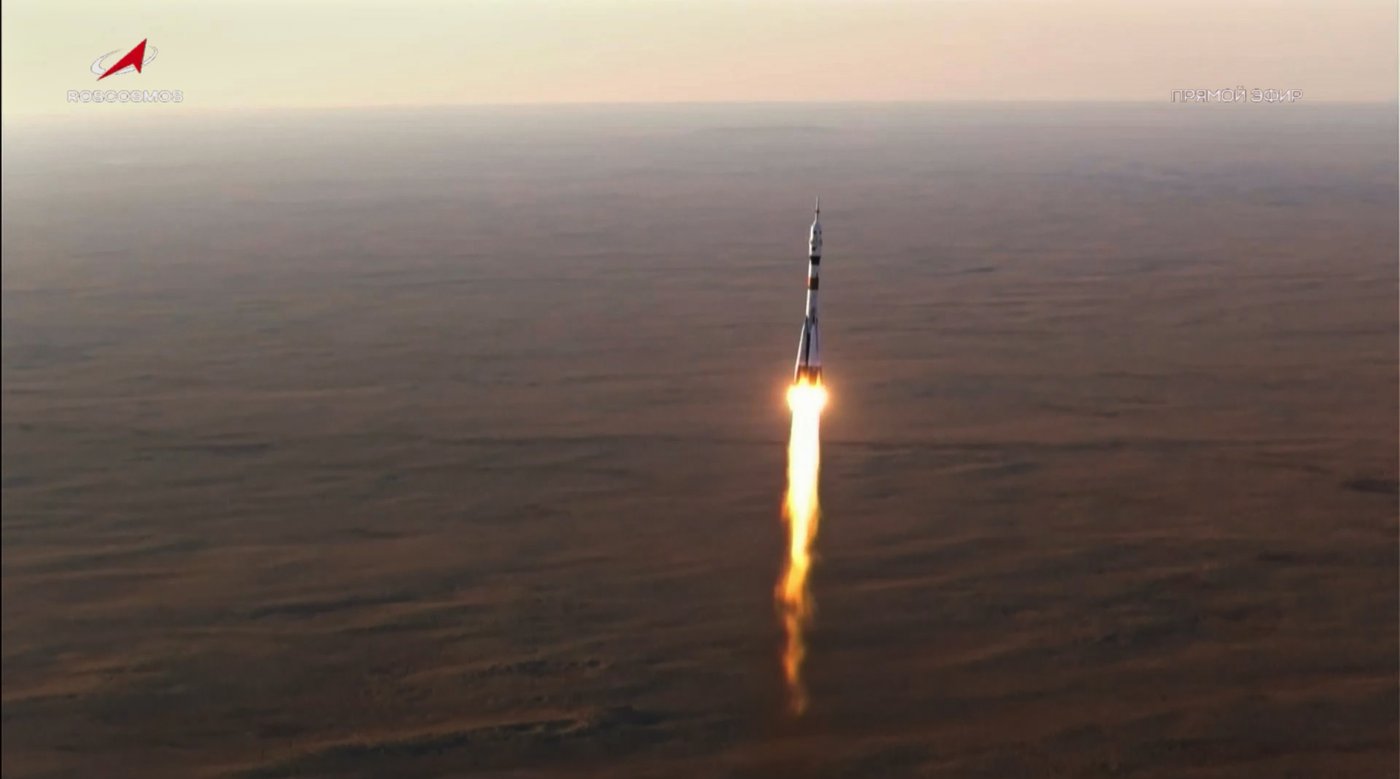 US-Russian crew blast off for 8-month stint on the International Space Station | iNFOnews.ca US-Russian crew blast off for 8-month stint on the International Space Station | iNFOnews.ca