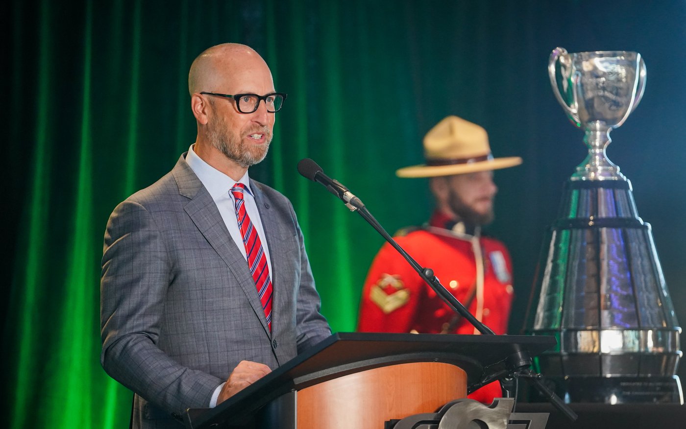 CFL signs six-year broadcast agreement with Bell Media, DAZN and YouTube | iNFOnews.ca CFL signs six-year broadcast agreement with Bell Media, DAZN and YouTube | iNFOnews.ca