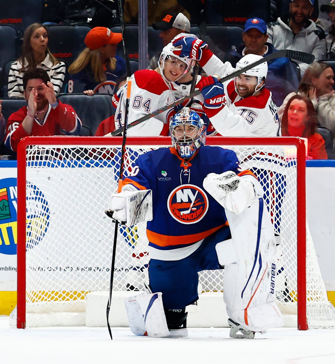 Suzuki reaches 100-point mark, Canadiens eliminate Islanders from playoff contention | iNFOnews.ca