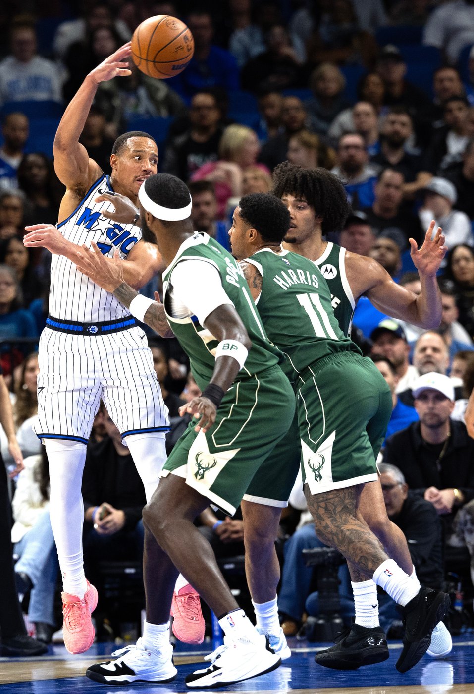 Thomas and Porter power the Bucks to a 116-108 win over the Magic | iNFOnews.ca