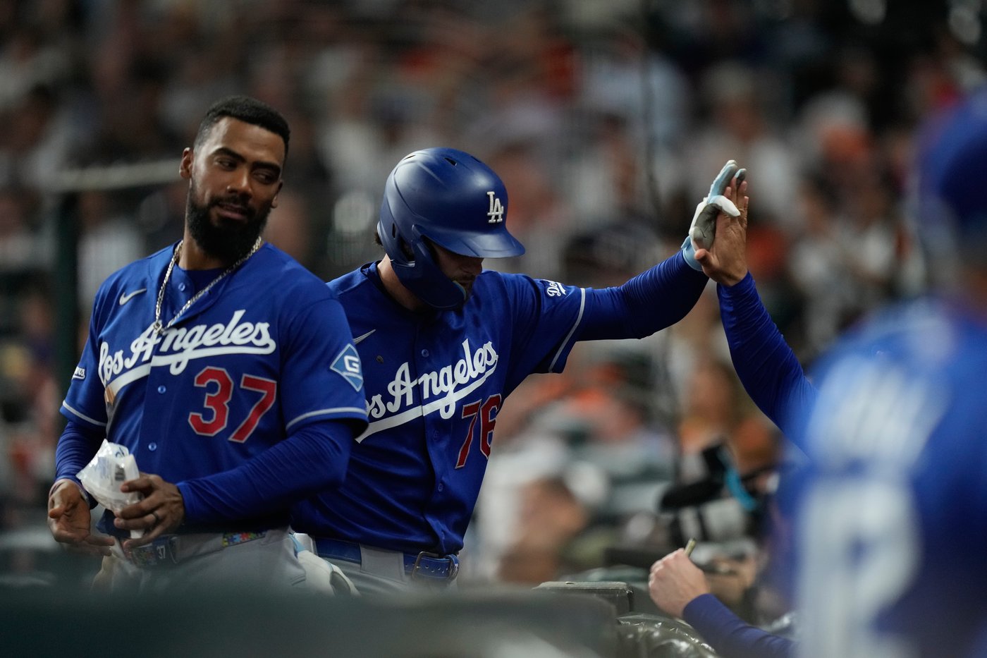 Kyle Tucker homers, drives in 2 runs as the Dodgers beat the Astros 8-3 | iNFOnews.ca Kyle Tucker homers, drives in 2 runs as the Dodgers beat the Astros 8-3 | iNFOnews.ca
