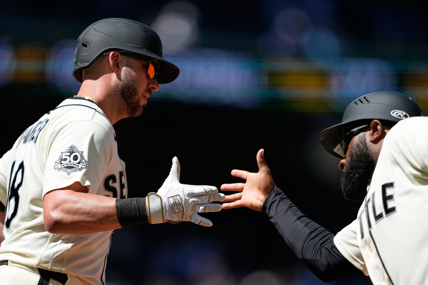 Hancock, Mariners blank Blue Jays 4-0; Garver hits two-run homer | iNFOnews.ca