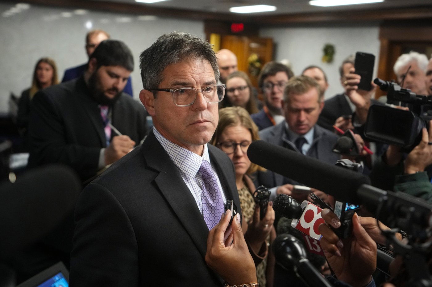 Republican Indiana Senate leader who defied Trump on redistricting leaving post | iNFOnews.ca