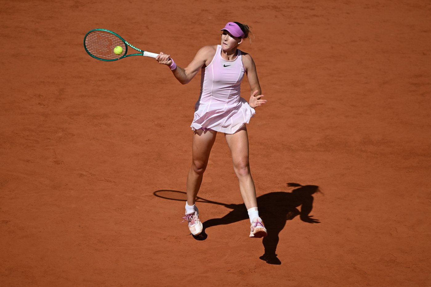 A double fault then a French Open final rout: Chwalińska's fairy tale ends in nightmare | iNFOnews.ca