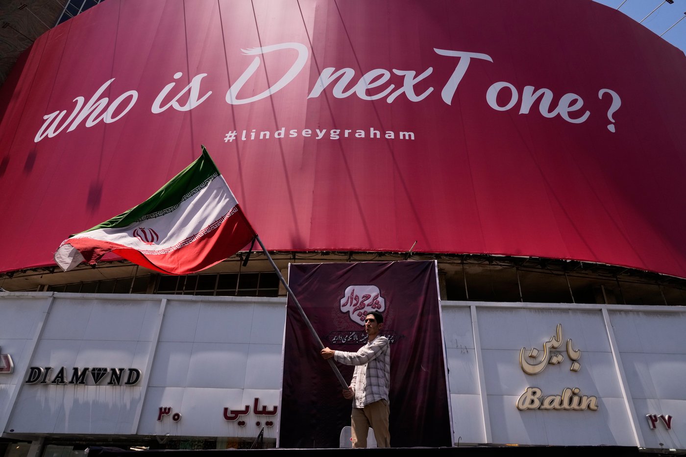 US expands attacks on Iran, which calls Strait of Hormuz a 'red line' as it retaliates | iNFOnews.ca US expands attacks on Iran, which calls Strait of Hormuz a 'red line' as it retaliates | iNFOnews.ca