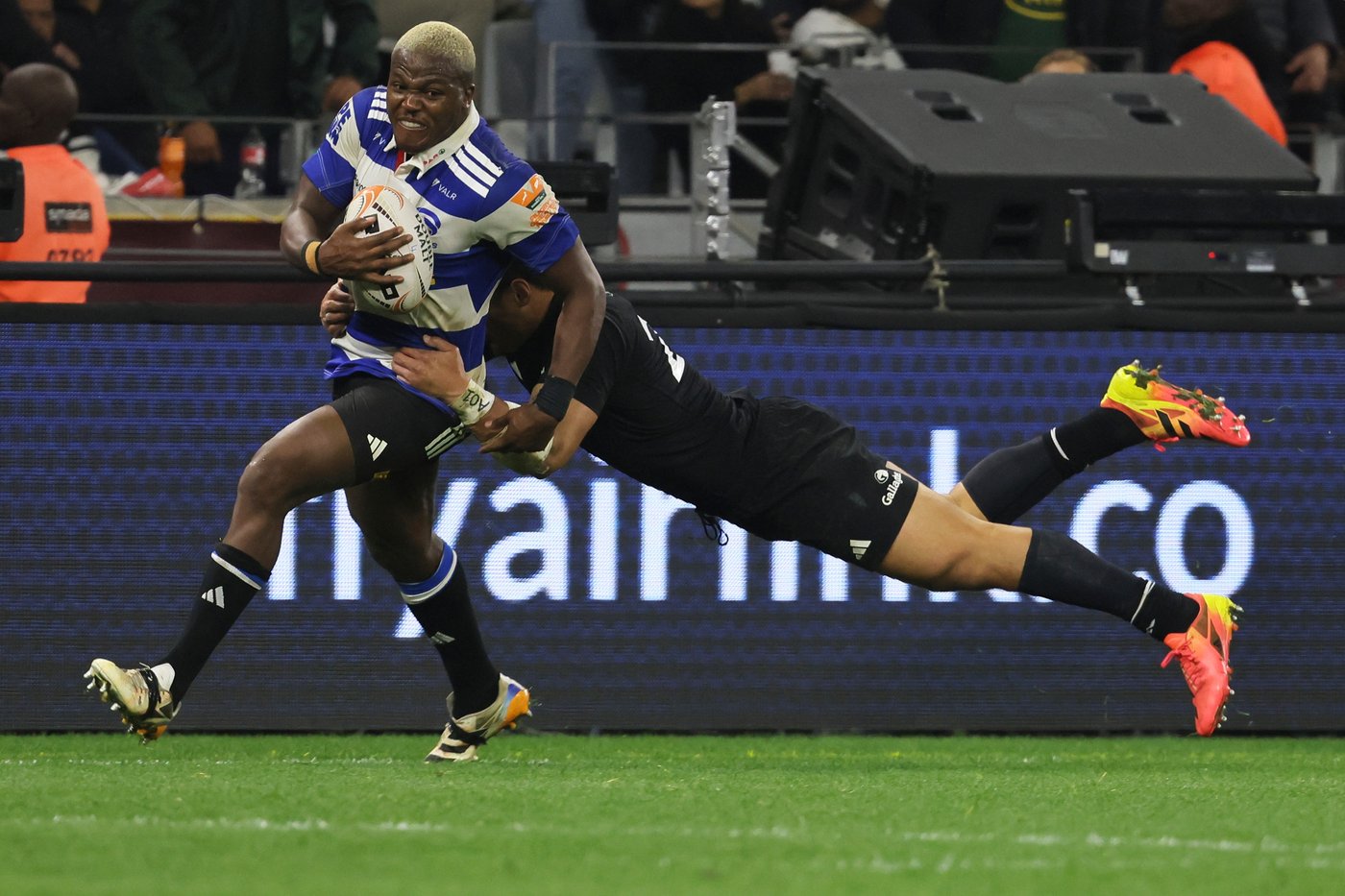 All Blacks begin South Africa tour with flattering win over the Stormers | iNFOnews.ca
