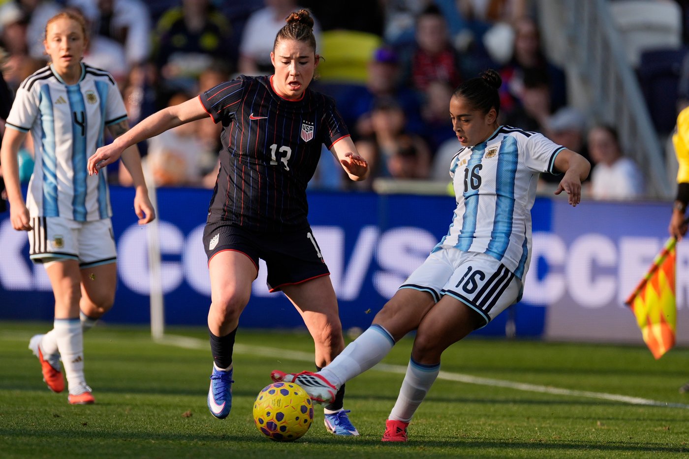 Lindsey Heaps and Jaedyn Shaw score as USWNT blanks Argentina 2-0 in SheBelieves Cup | iNFOnews.ca