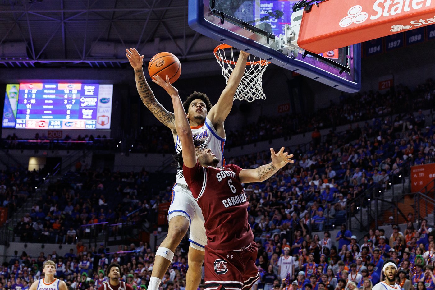 Condon and Chinyelu notch double-doubles as No. 12 Florida handles South Carolina 76-62 | iNFOnews.ca
