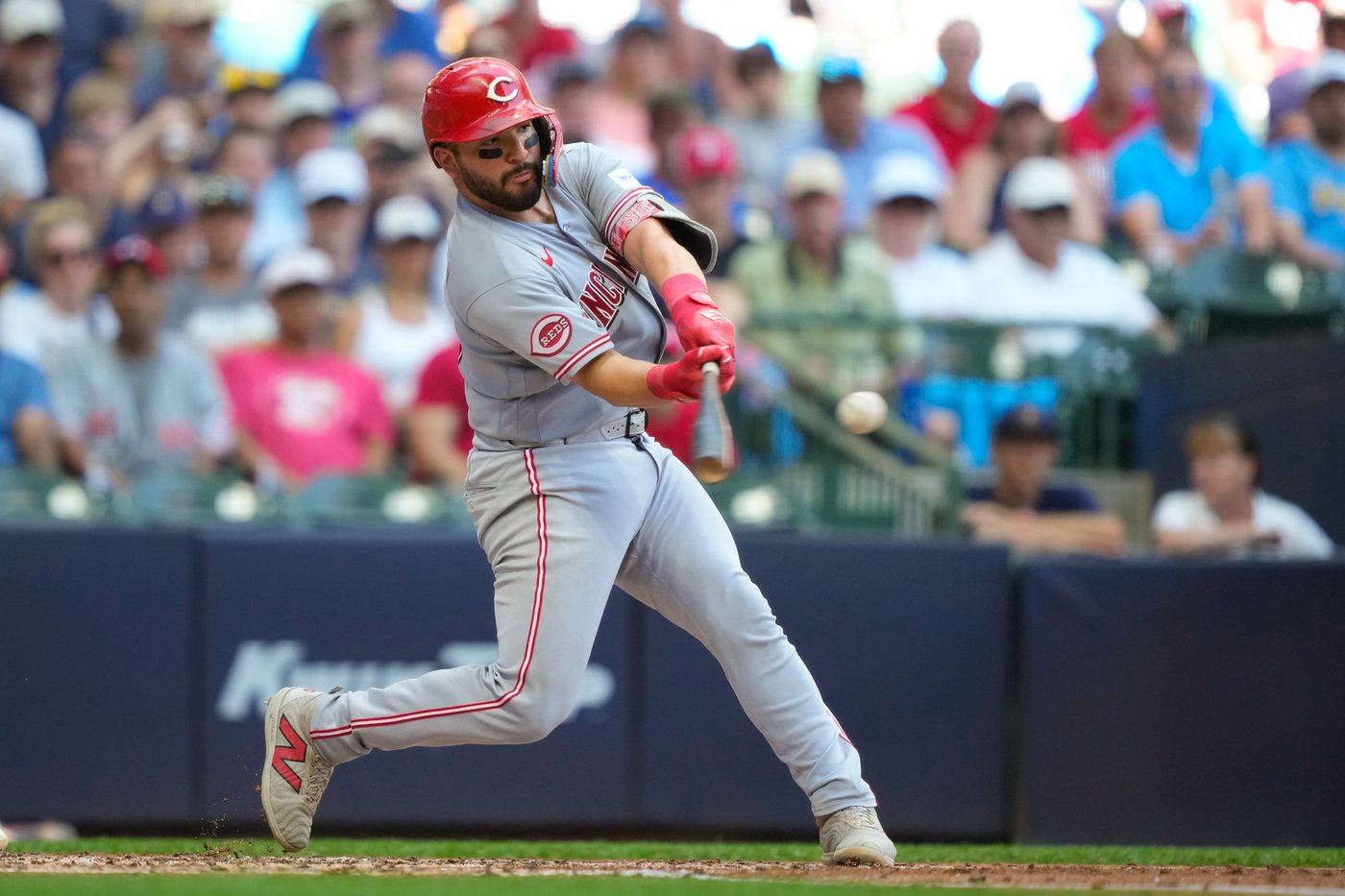 Chase Burns wins star-studded pitching matchup with Jacob Misiorowski as Reds beat Brewers 7-2 | iNFOnews.ca