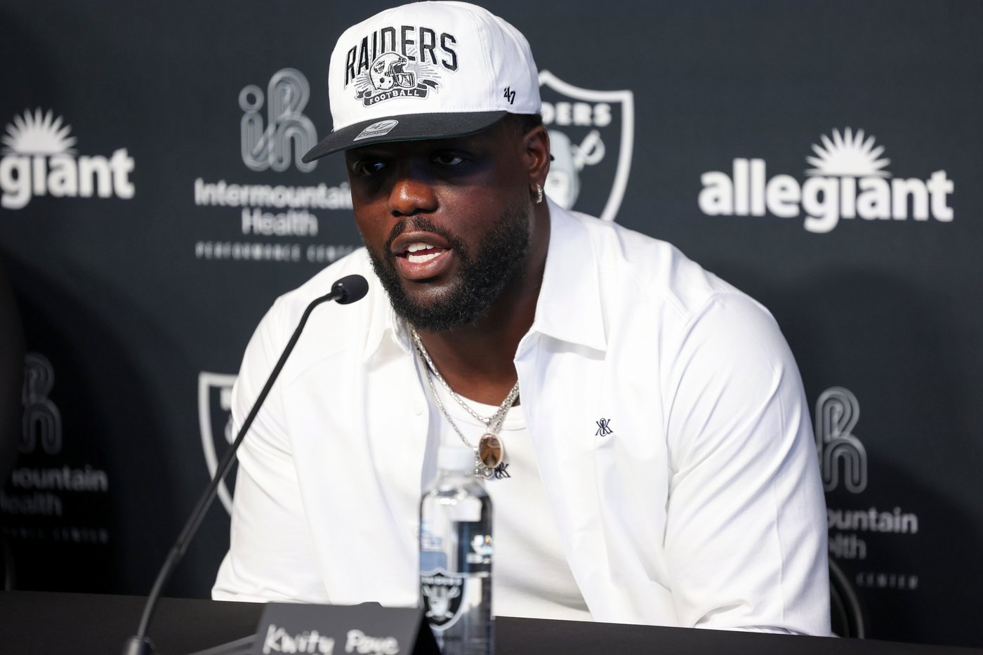 Raiders introduce new players after Baltimore backs out of the Maxx Crosby trade | iNFOnews.ca