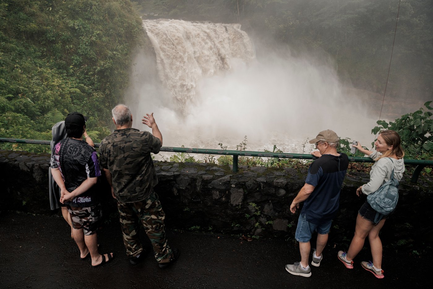Tropical Storm Lala rakes Hawaii with high winds and rain without making landfall | iNFOnews.ca Tropical Storm Lala rakes Hawaii with high winds and rain without making landfall | iNFOnews.ca