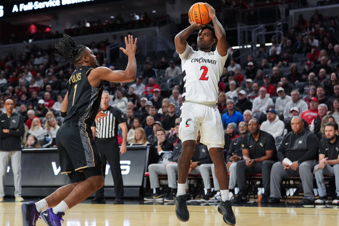 Baba Miller has 17 points, 10 rebounds and 5 assists to help Cincinnati beat UCF 92-72 | iNFOnews.ca