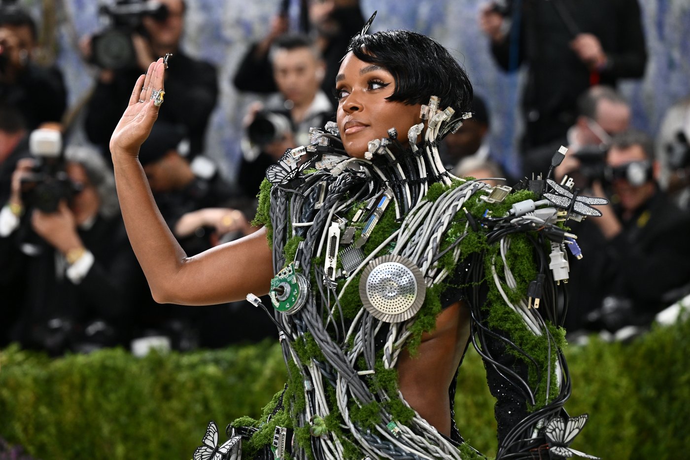 Beyoncé, Bad Bunny and Janelle Monáe take artistic liberties with Met Gala dress code | iNFOnews.ca
