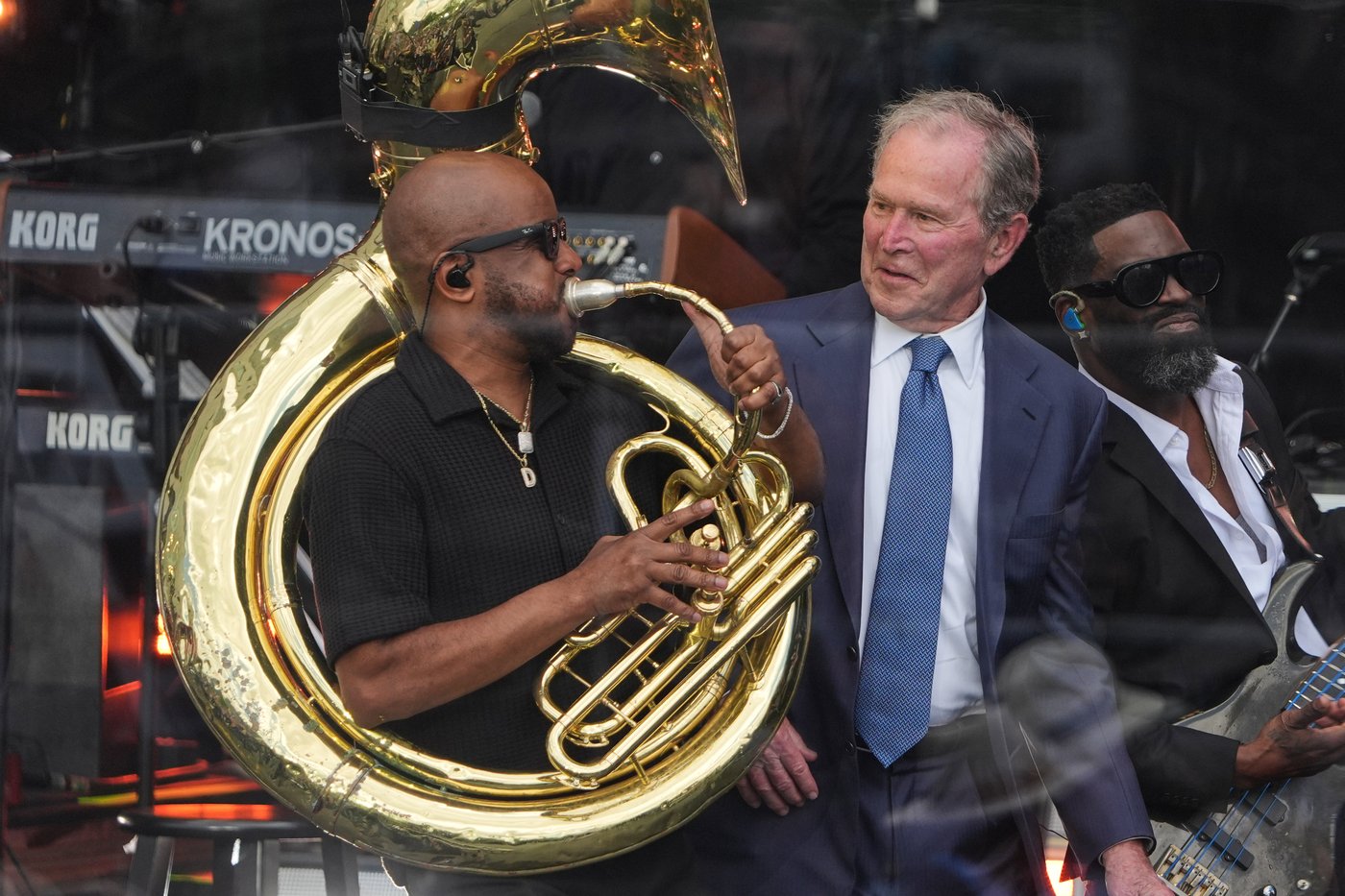 Photos show opening day at the Obama Presidential Center | iNFOnews.ca