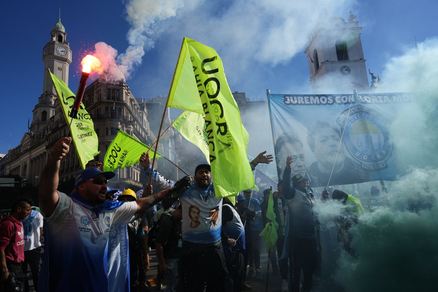 Argentine workers mark May Day with protests over Milei's labor-law overhaul | iNFOnews.ca