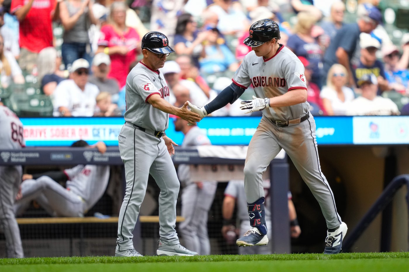 Bazzana’s 7th-inning homer helps lift Guardians past Brewers 4-2 | iNFOnews.ca