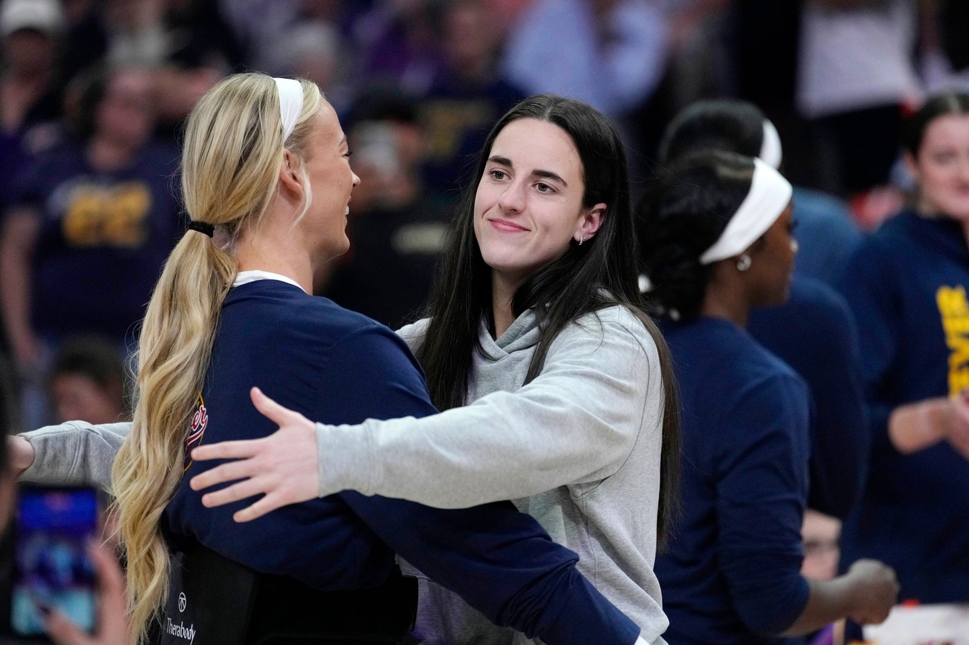 Kelsey Mitchell scores 29 points, Fever hold on to beat Mercury 92-89 | iNFOnews.ca Kelsey Mitchell scores 29 points, Fever hold on to beat Mercury 92-89 | iNFOnews.ca