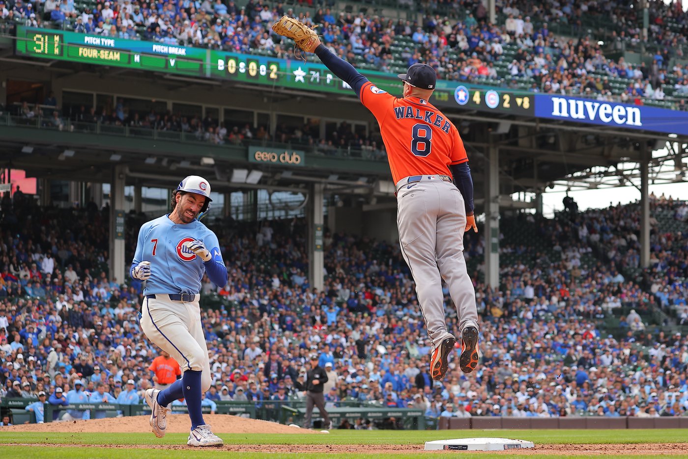 Astros extend Cubs' skid to 6 with 4-2 victory | iNFOnews.ca