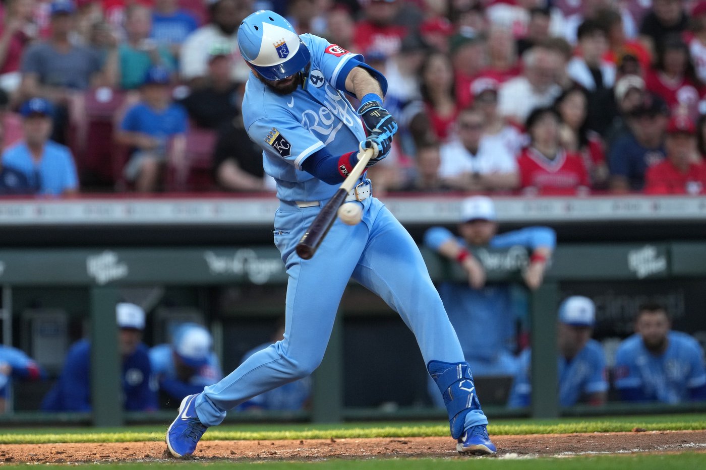 Blake Dunn's walk-off single in 10th lifts Reds past Royals 4-3 | iNFOnews.ca