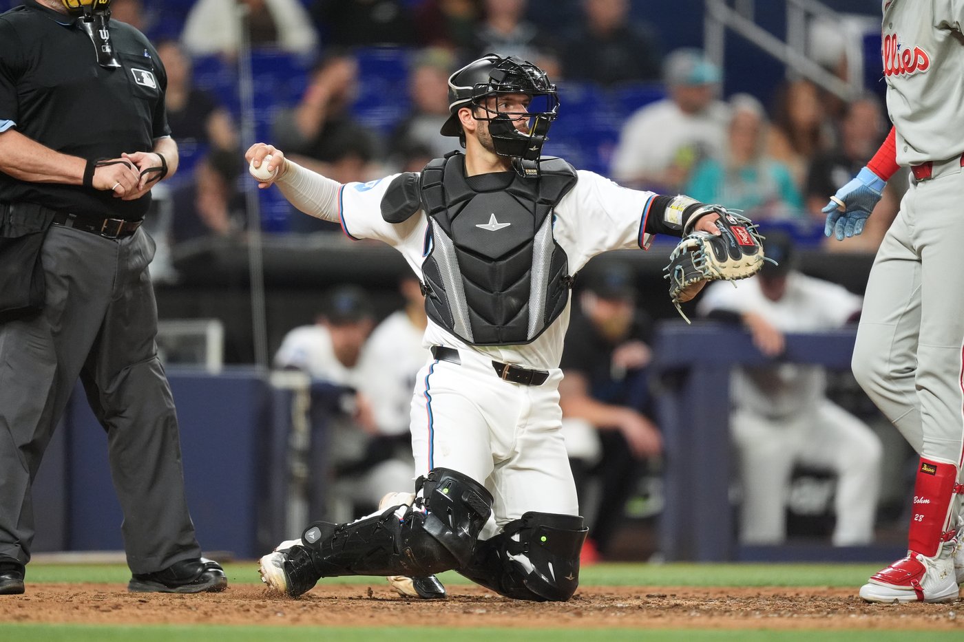 Marlins promote catcher Mack from Triple-A, demote struggling Ramírez to minors | iNFOnews.ca