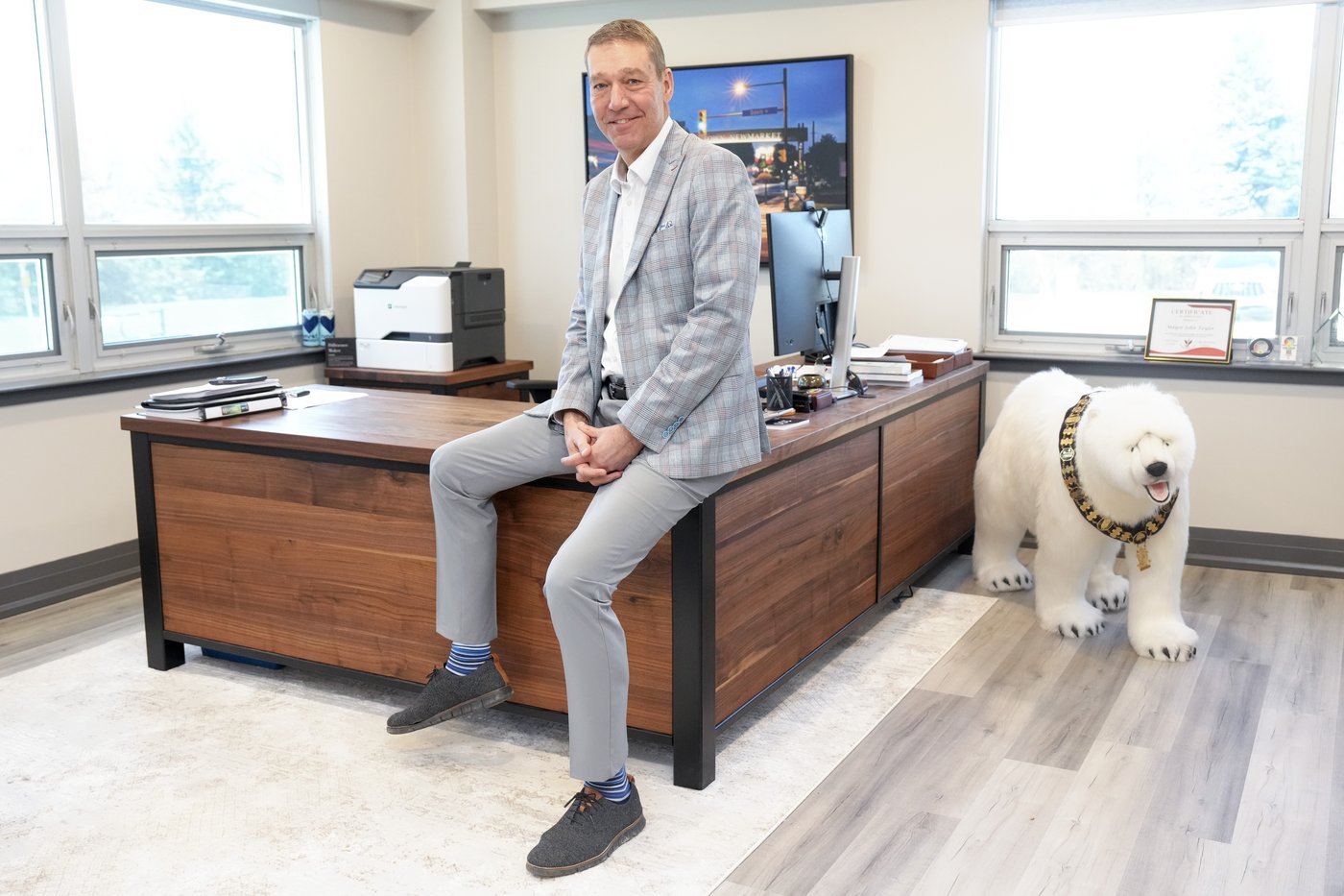 'It's infectious': Optimism a priority for Ontario town's chief positivity officer | iNFOnews.ca