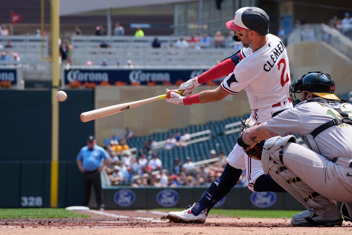 Jeffers drives in 3 runs and Prielipp wins in return from IL as Twins beat Athletics 11-8 | iNFOnews.ca Jeffers drives in 3 runs and Prielipp wins in return from IL as Twins beat Athletics 11-8 | iNFOnews.ca