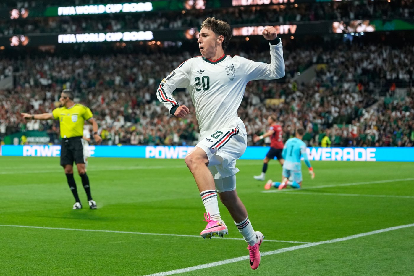 Mexico beats Czech Republic 3-0 to win all 3 World Cup group-stage matches for 1st time | iNFOnews.ca Mexico beats Czech Republic 3-0 to win all 3 World Cup group-stage matches for 1st time | iNFOnews.ca