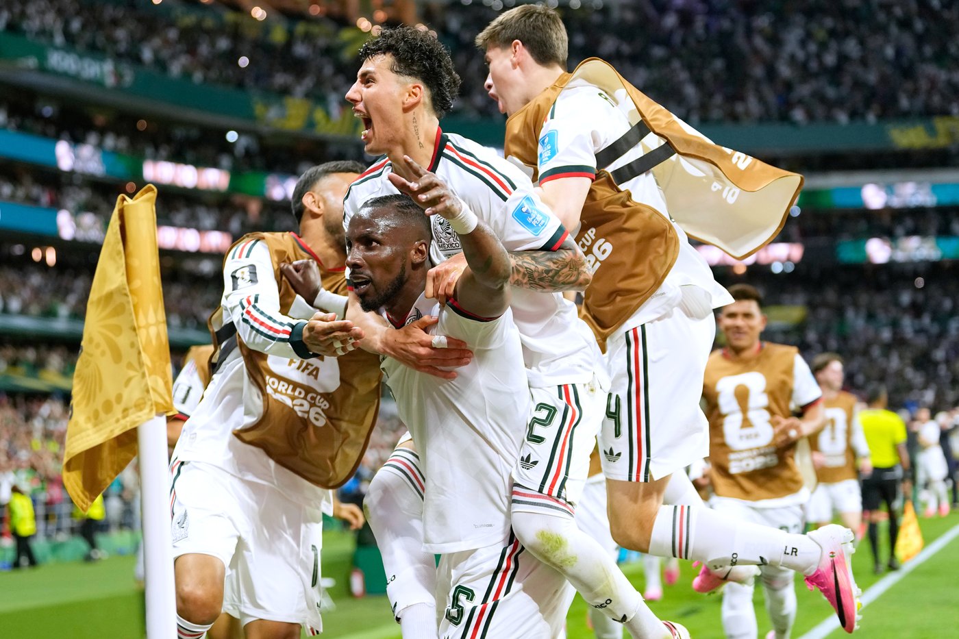 Mexico beats Czech Republic 3-0 to win all 3 World Cup group-stage matches for 1st time | iNFOnews.ca Mexico beats Czech Republic 3-0 to win all 3 World Cup group-stage matches for 1st time | iNFOnews.ca