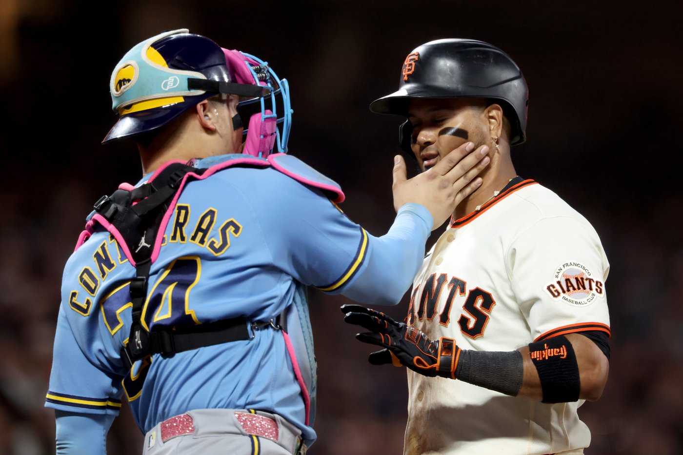 Grant McCray's 2-run homer backs Tyler Mahle and leads the Giants to a 3-0 win over the Brewers | iNFOnews.ca
