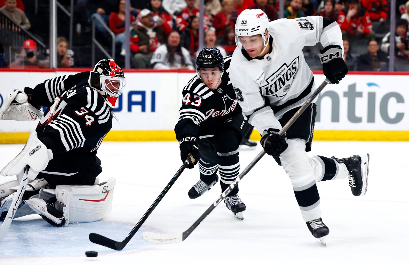 Hughes scores winner as Devils outlast Kings 6-4; Kopitar sets LA franchise points record | iNFOnews.ca Hughes scores winner as Devils outlast Kings 6-4; Kopitar sets LA franchise points record | iNFOnews.ca