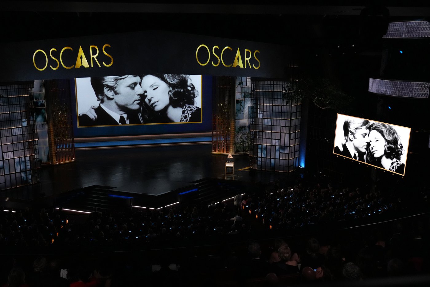 Billy Crystal and Barbra Streisand lead an emotional and expanded Oscars in memoriam | iNFOnews.ca Billy Crystal and Barbra Streisand lead an emotional and expanded Oscars in memoriam | iNFOnews.ca