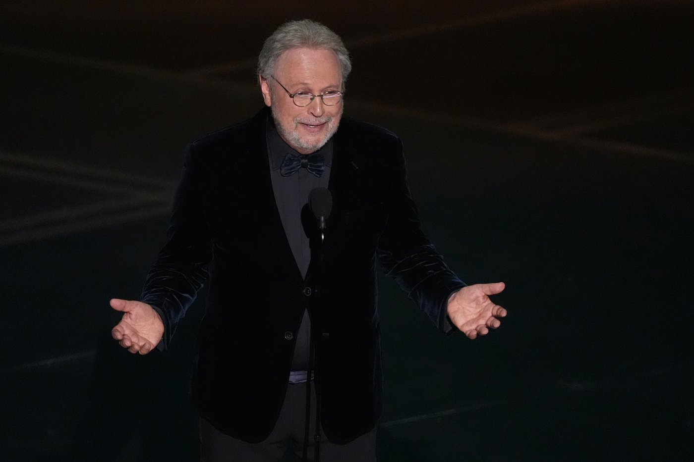 Billy Crystal and Barbra Streisand lead an emotional and expanded Oscars in memoriam | iNFOnews.ca Billy Crystal and Barbra Streisand lead an emotional and expanded Oscars in memoriam | iNFOnews.ca