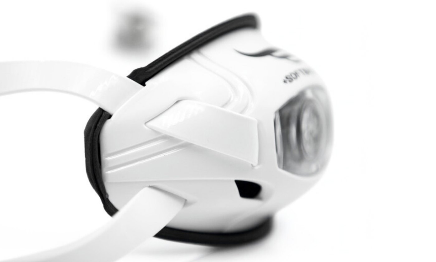 New football chinstrap designed to lessen force of blows to facemask | iNFOnews.ca