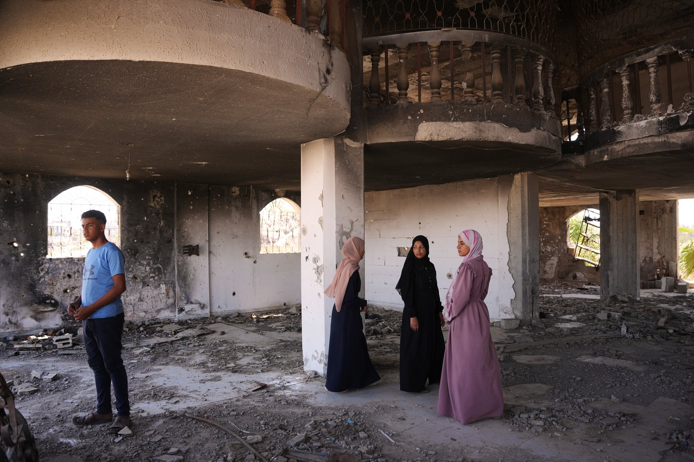 Orphaned by war in Gaza, Palestinian siblings reunite with their sister in Israel | iNFOnews.ca