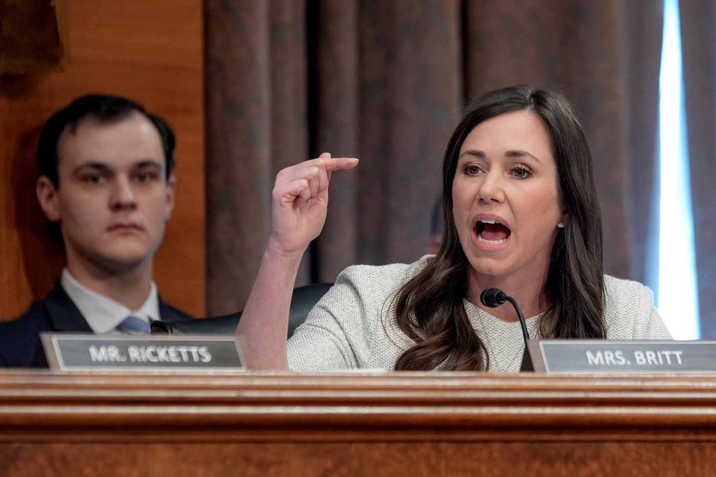 Republicans rarely criticize Trump in his second term. A racist post briefly changed that | iNFOnews.ca