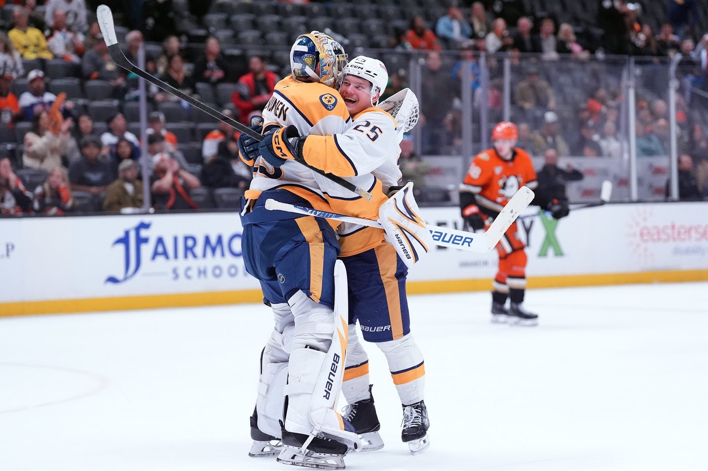 Justus Annunen stops 43 shots for 3rd career shutout in Predators' 5-0 win over Ducks | iNFOnews.ca
