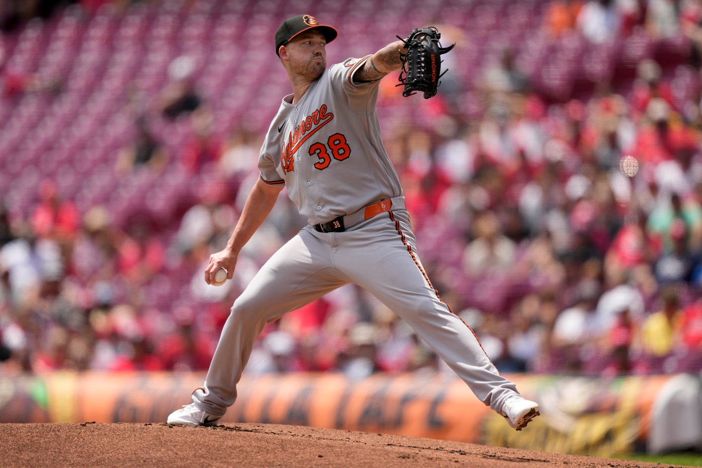 Steer homers and Lodolo shuts down Orioles, Reds win 3-2 to avoid sweep | iNFOnews.ca