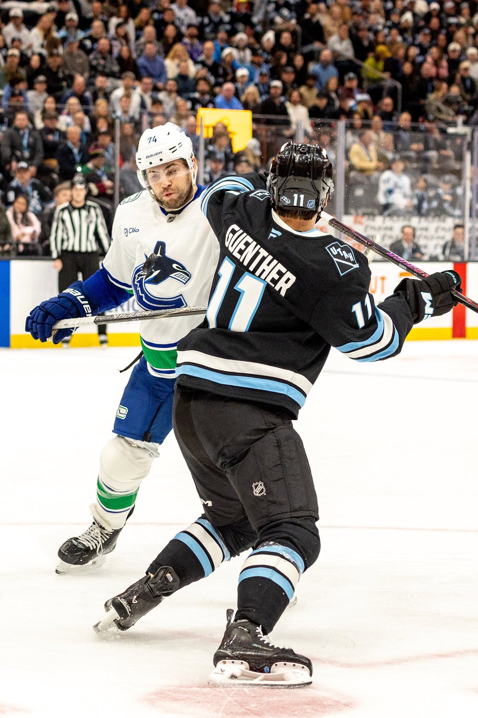 Nick Schmaltz nets hat trick as Mammoth overpower Canucks 6-2 | iNFOnews.ca
