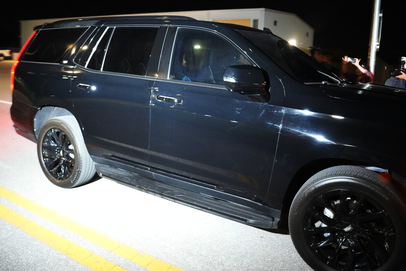 Tiger Woods released on bail hours after arrest at crash scene on suspicion of DUI | iNFOnews.ca