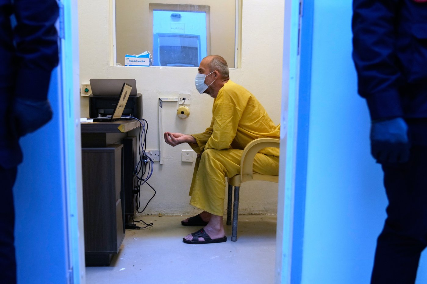 IS suspects transferred from Syria to Iraq are interrogated in a Baghdad prison | iNFOnews.ca