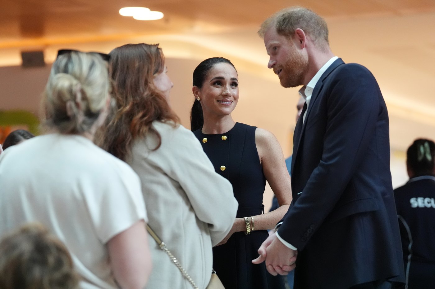 Prince Harry and Meghan arrive in Australia for a low-key, privately funded visit | iNFOnews.ca