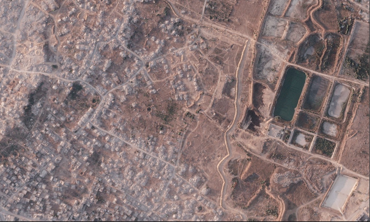 Israel is building a miles-long earthen barrier inside Gaza, entrenching its division | iNFOnews.ca Israel is building a miles-long earthen barrier inside Gaza, entrenching its division | iNFOnews.ca