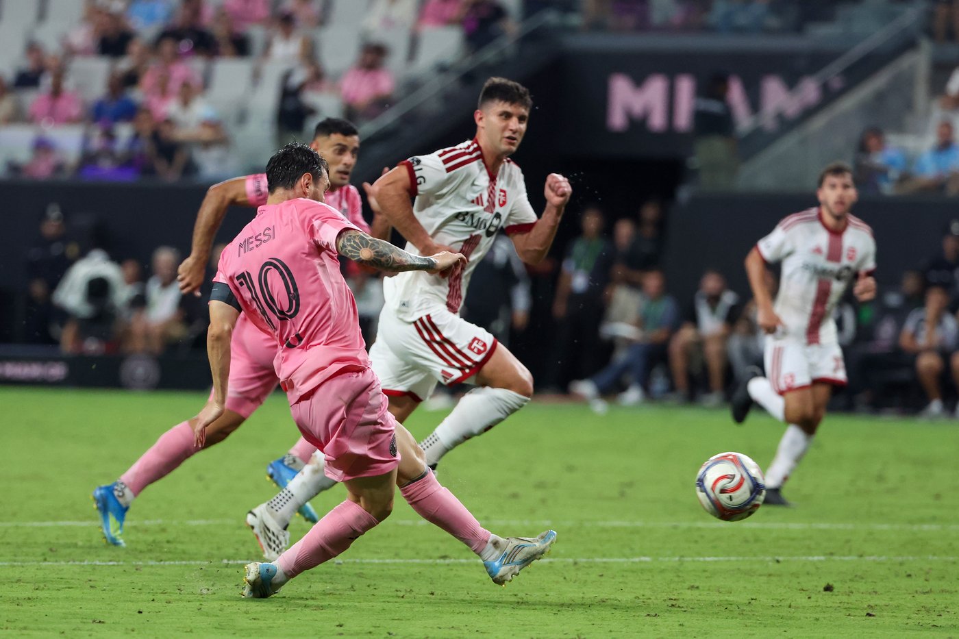 Sargent, Etienne Jr. spark Toronto to 2-1 win over Inter Miami | iNFOnews.ca
