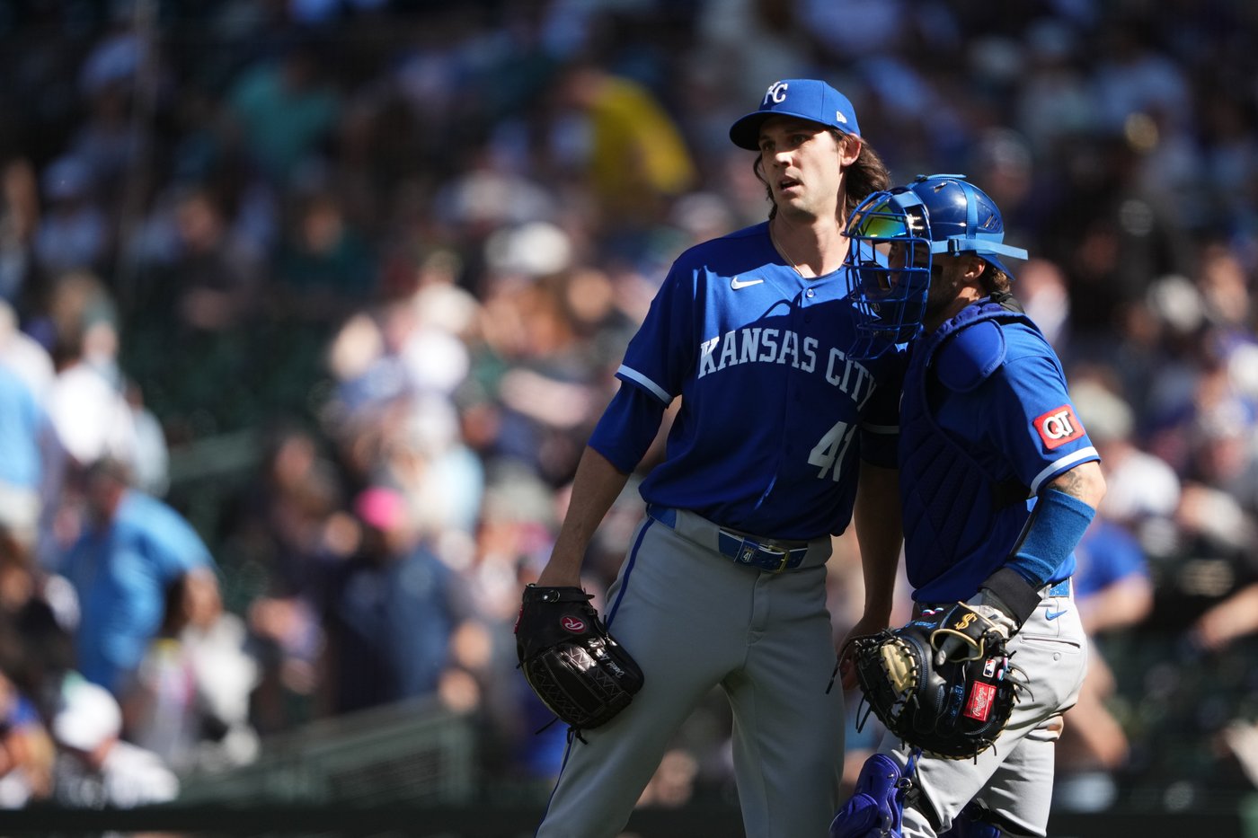 Royals hold Mariners to 4 hits for a 4-1 win and 3-game series sweep | iNFOnews.ca