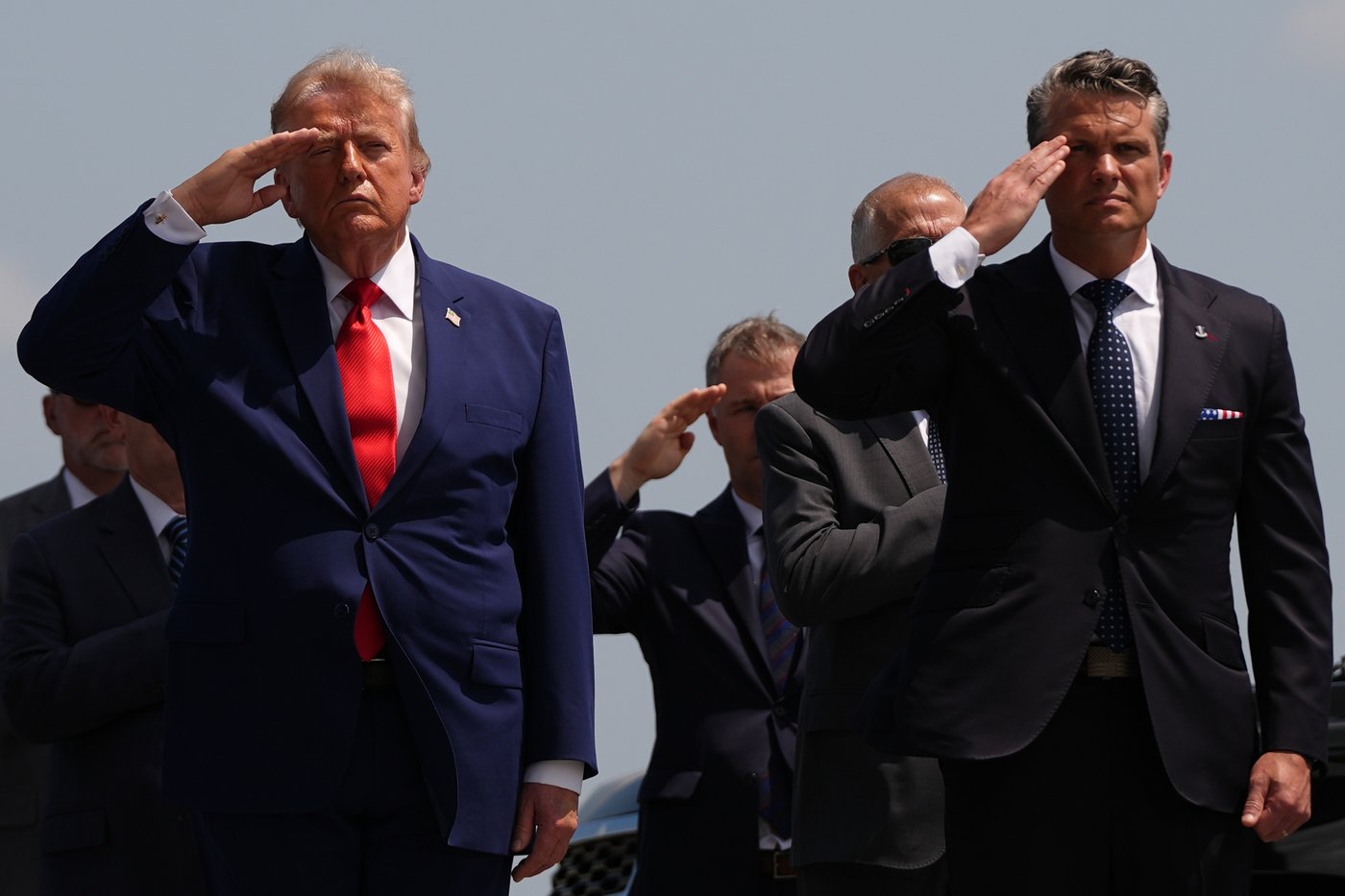 Trump pays respects to 4 US service members killed in the Middle East | iNFOnews.ca Trump pays respects to 4 US service members killed in the Middle East | iNFOnews.ca