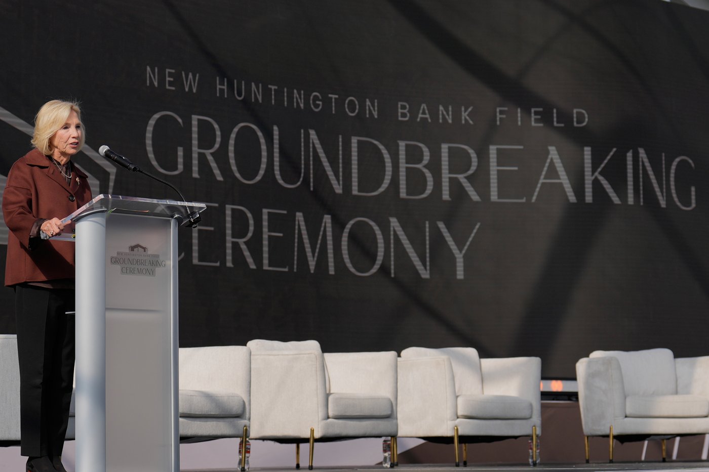 Haslam breaks ground on Browns’ $2.6B domed stadium set to open in 2029 | iNFOnews.ca