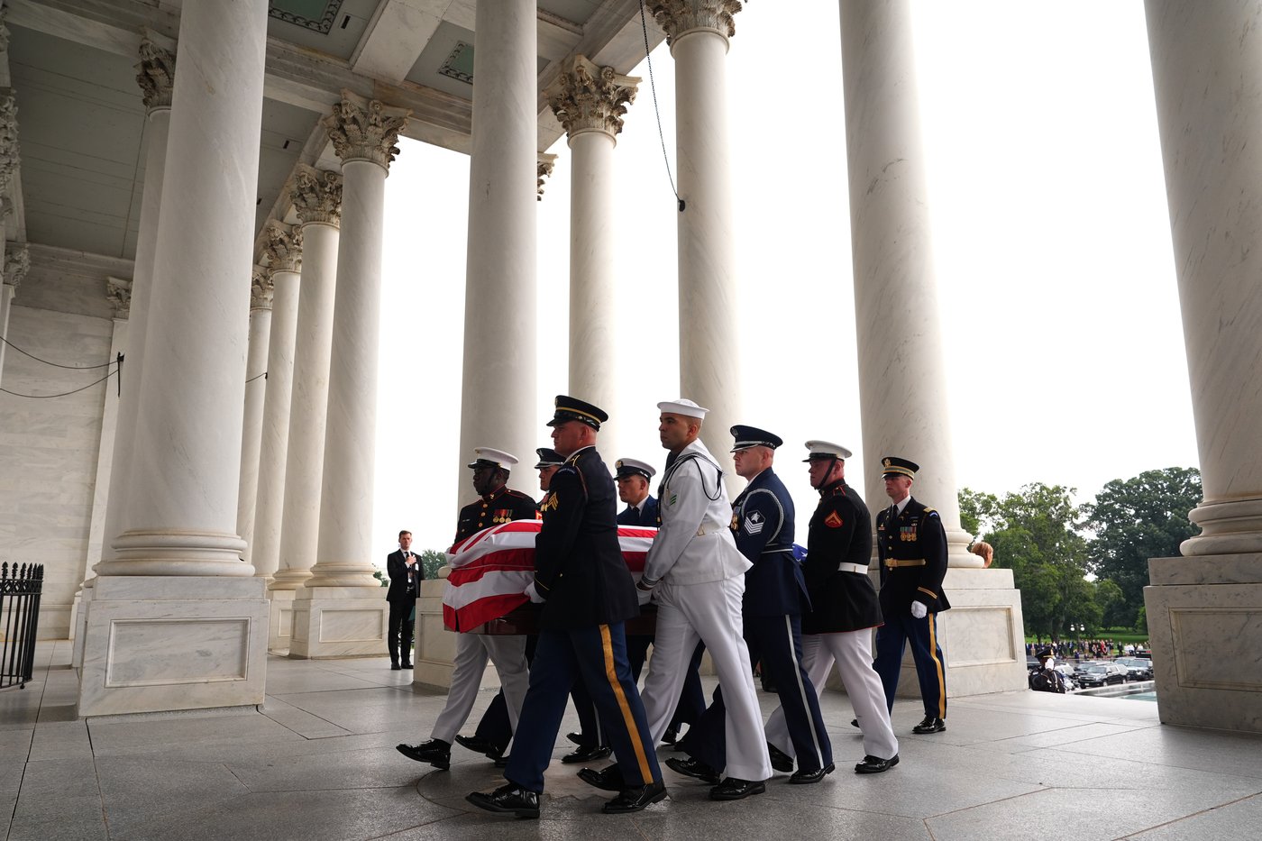 Lindsey Graham honored with memorial services in Washington, in photos | iNFOnews.ca