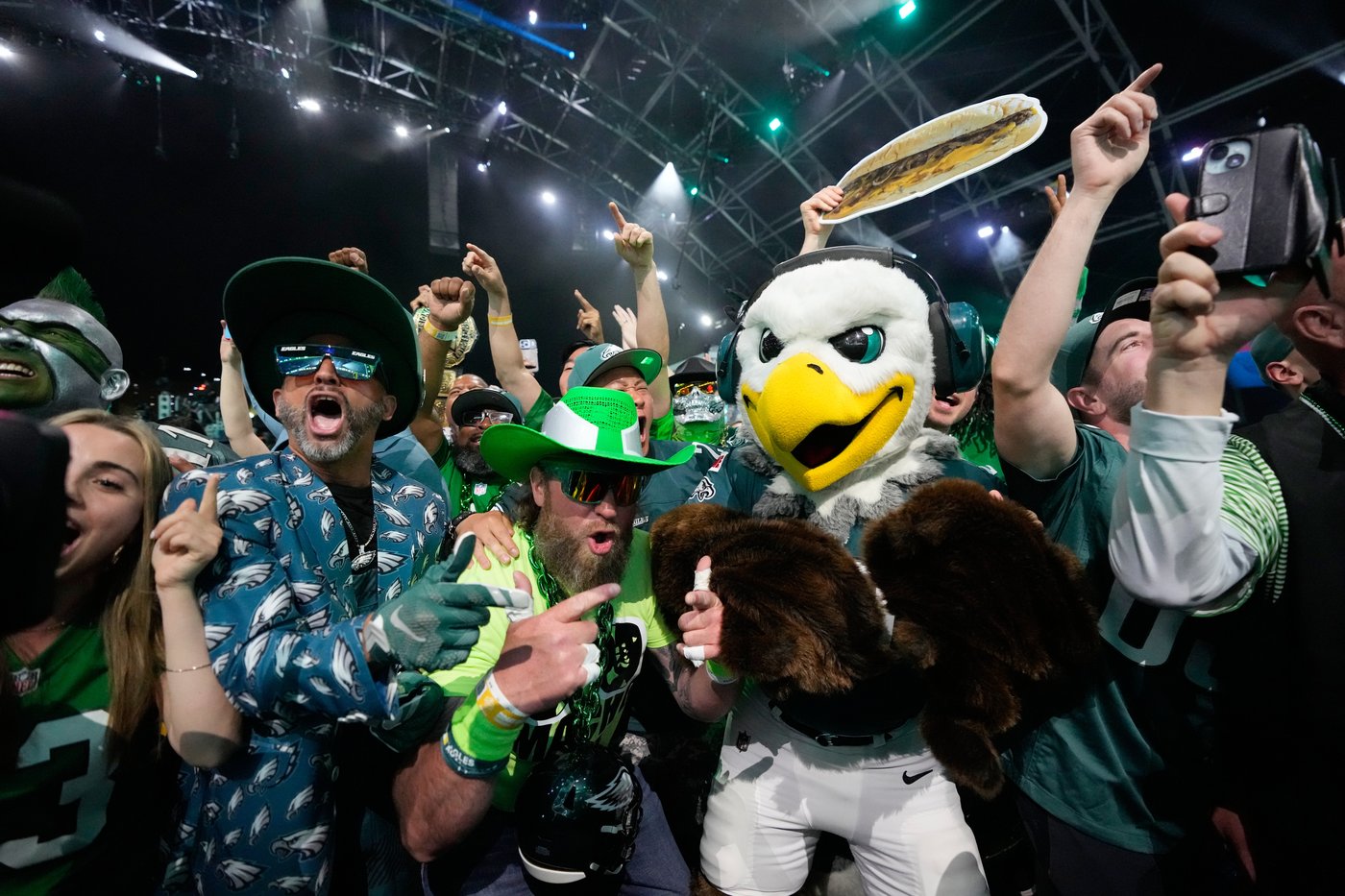 Photos of the NFL Draft | iNFOnews.ca