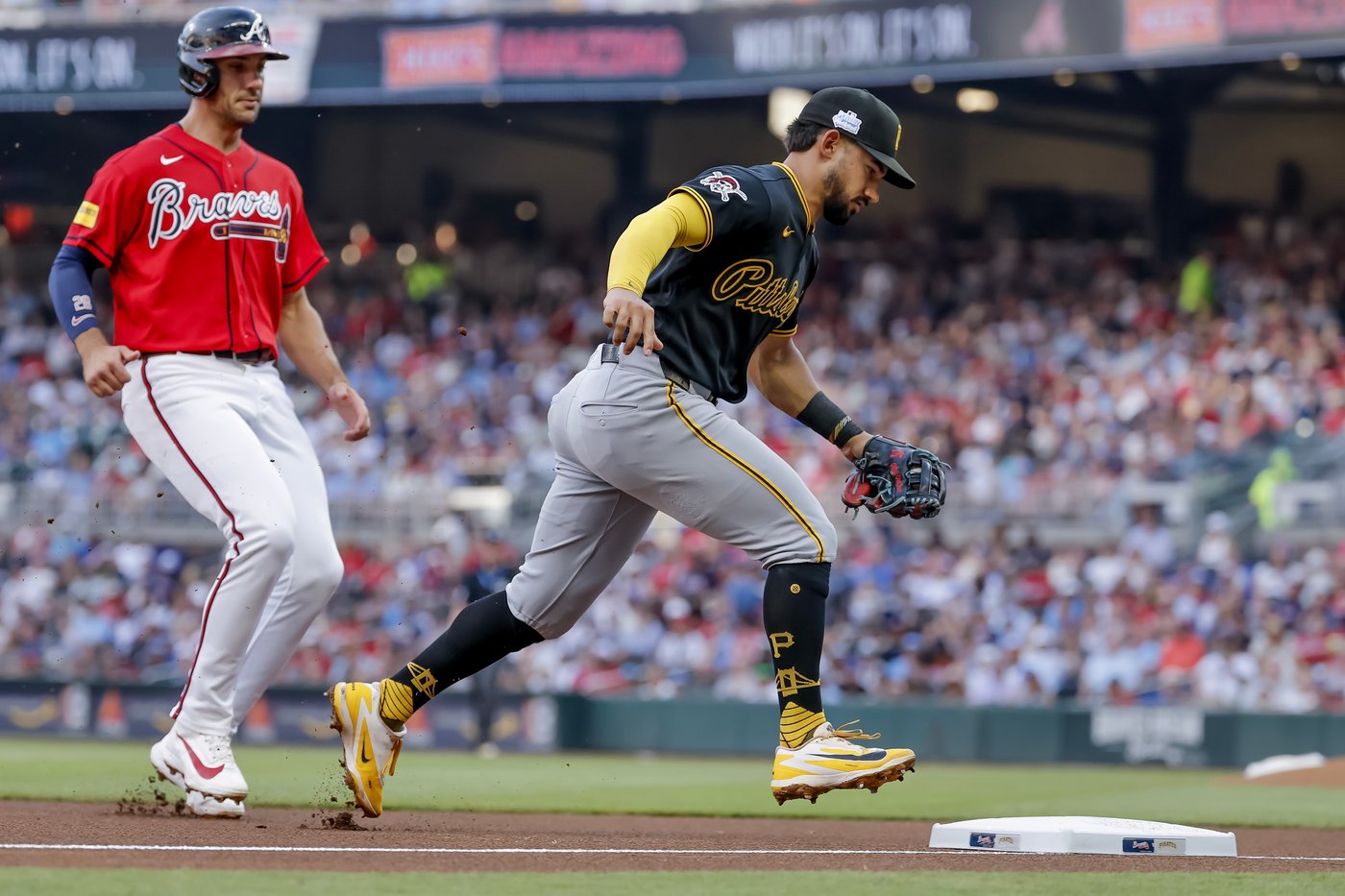 Mauricio Dubón homers again, Braves beat the Pirates 6-3 | iNFOnews.ca